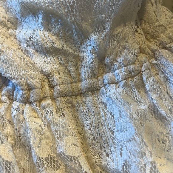 Abercrombie lace dress - Picture 5 of 8